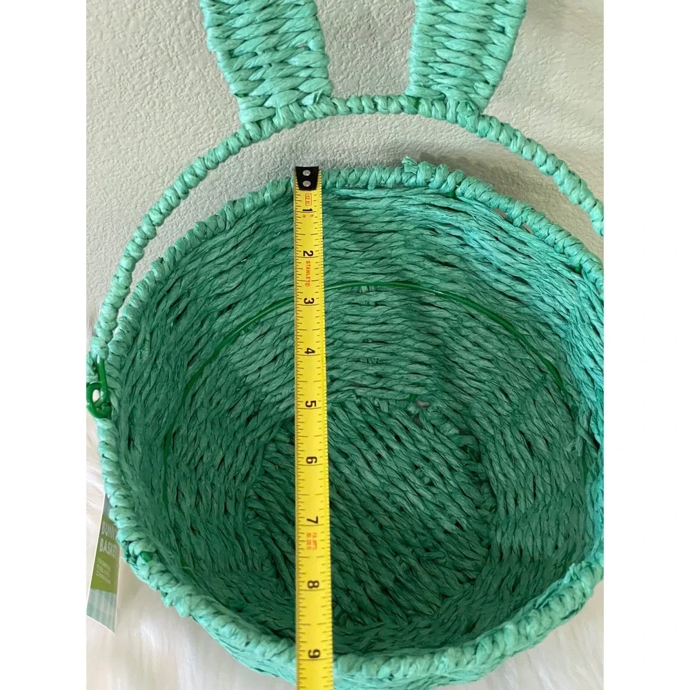 Woven Green Bunny Ears Basket New